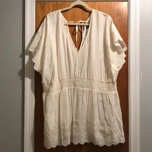 Torrid cream blouse size 4